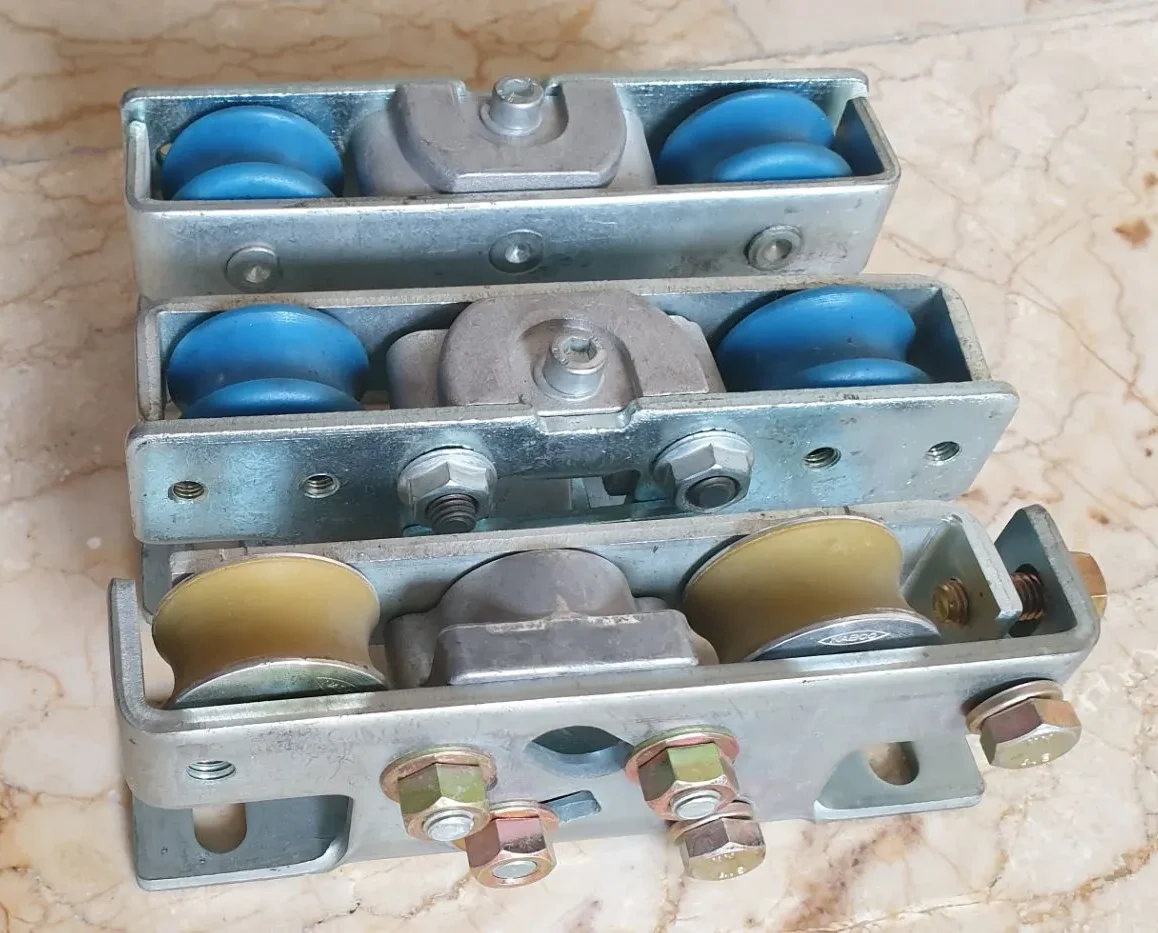 تعویض هنگر درب اتوماتیک
